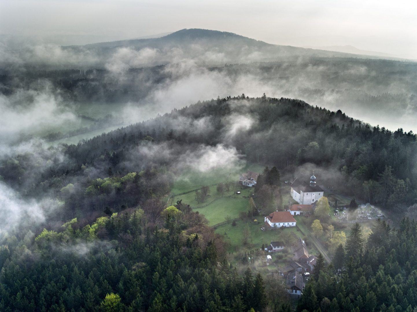 Únos knížete Jaromíra a založení Trubína