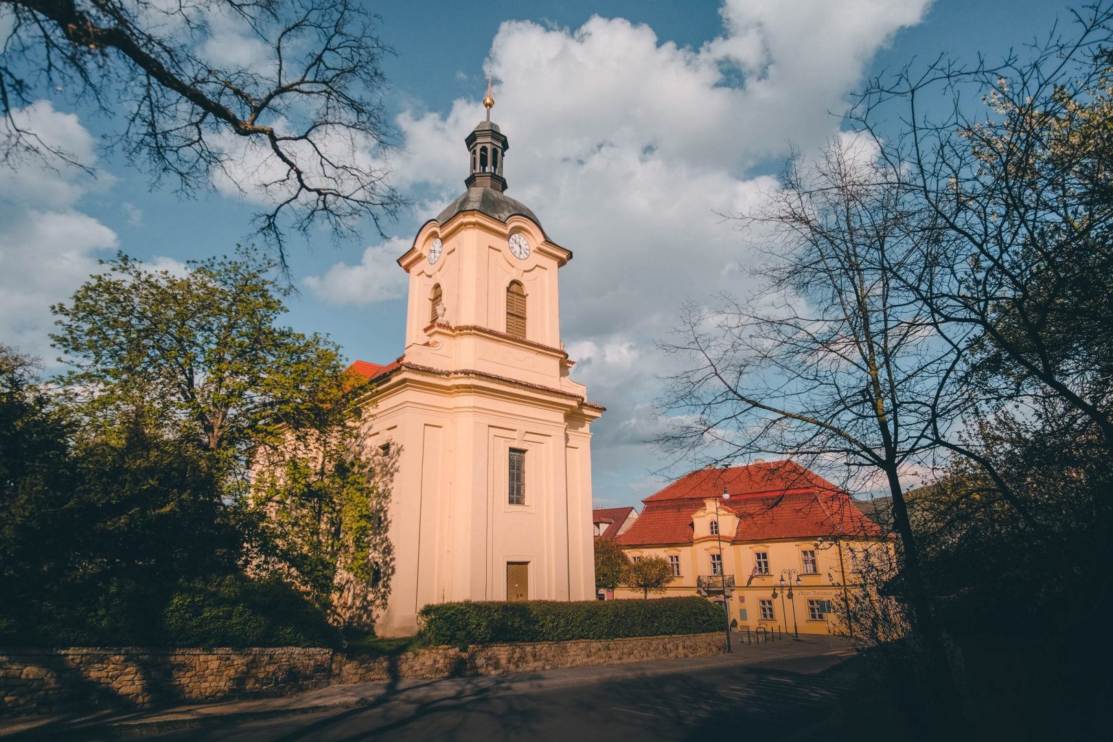 Kostel Narození Panny Marie ve Zdicích