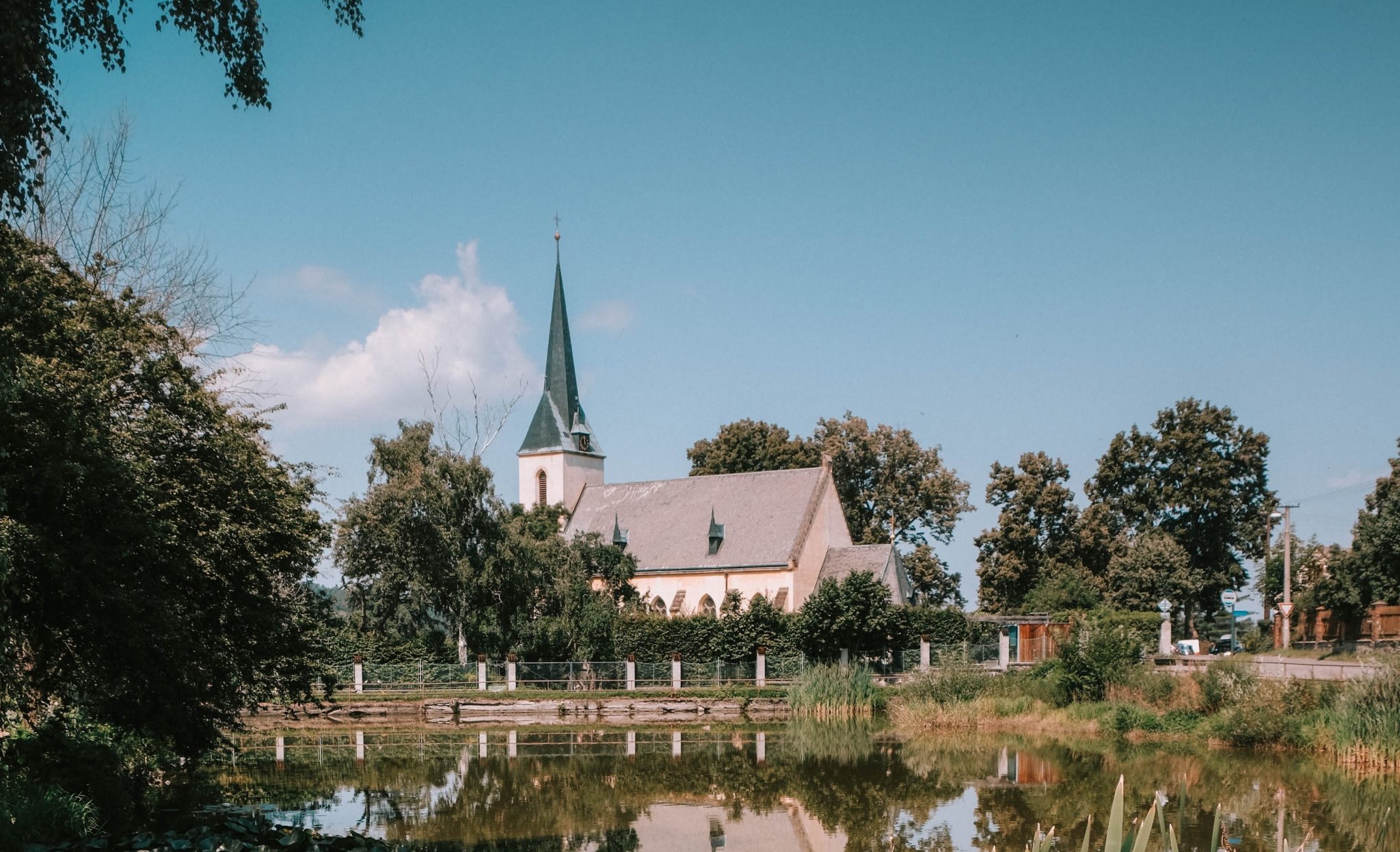 Kostel sv.&nbsp;Petra na&nbsp;Křivoklátě