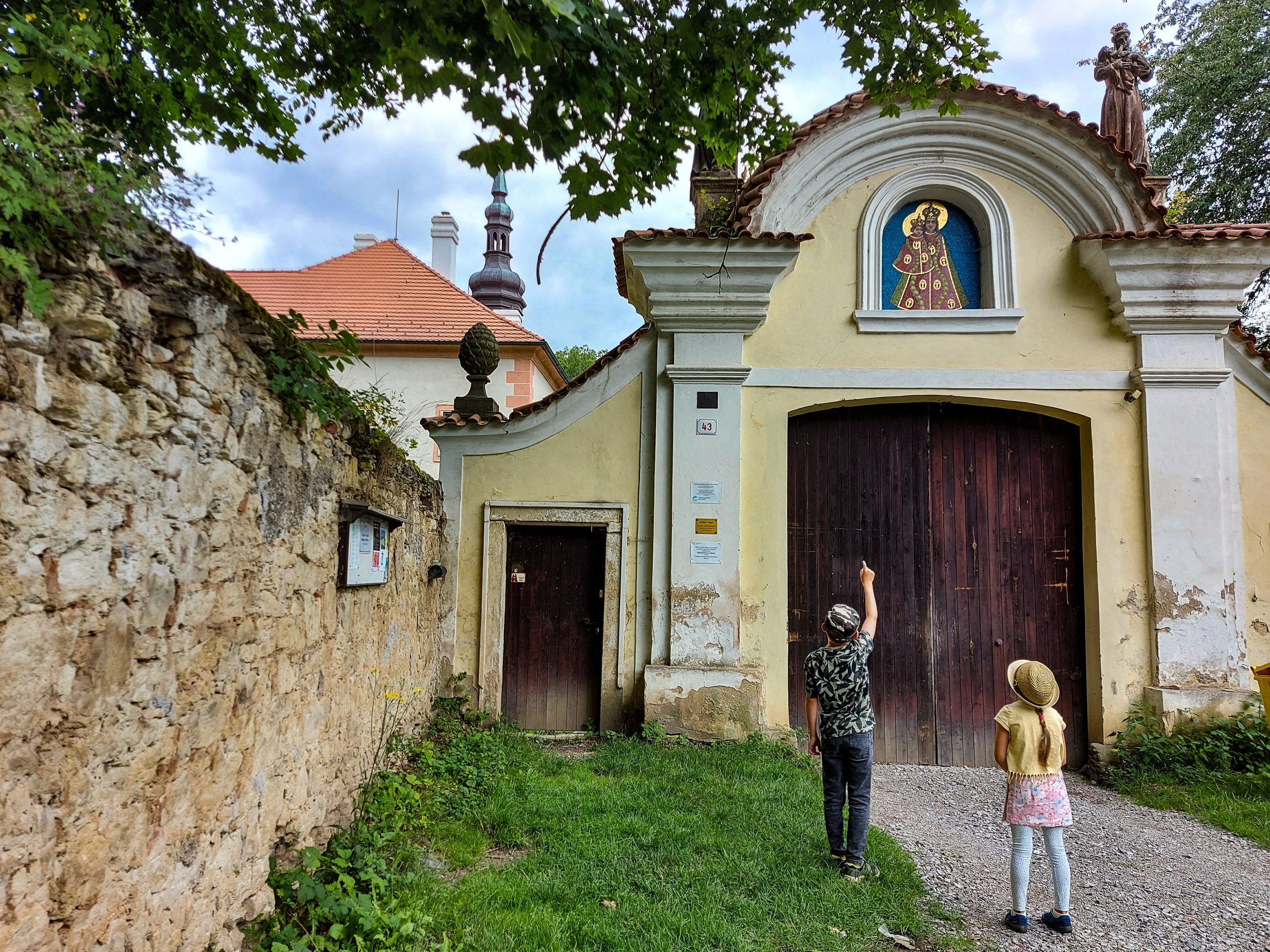 Questingová trasa Svárov