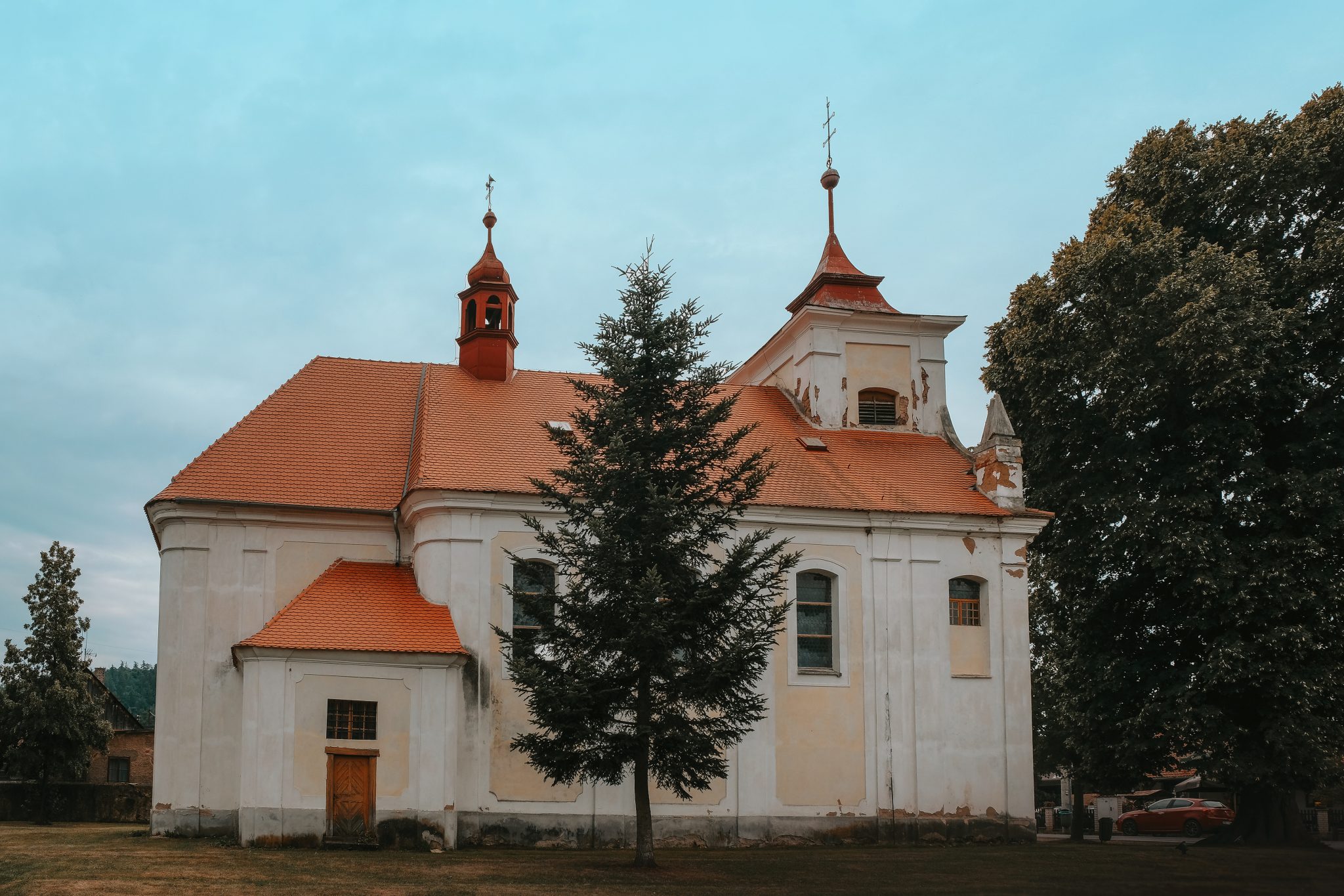 Kostel sv.&nbsp;Michaela Archanděla ve&nbsp;Skryjích