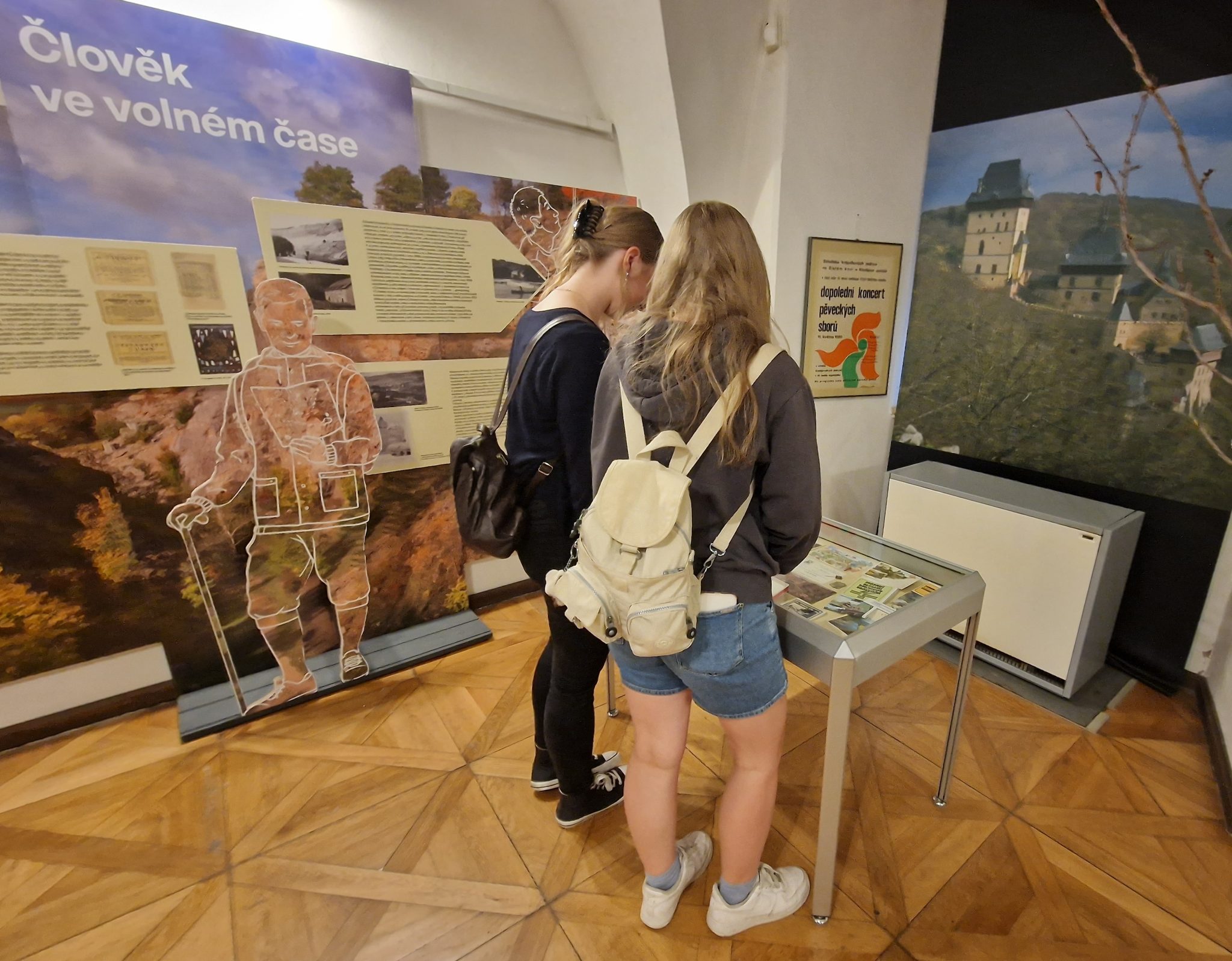 Komentovaná prohlídka výstavy Český kras a&nbsp;jeho lidé