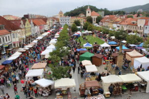 Hrnčířské trhy - Husovo náměstí