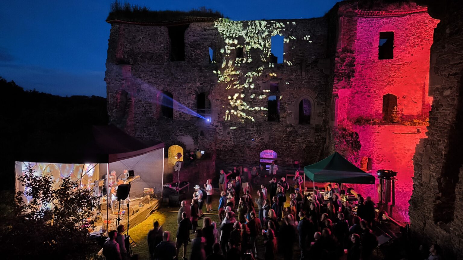 Festival ARTORZO 2025 rozezní genius loci hradu Krakovec již počtvrté