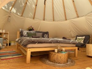 Interiér teepee