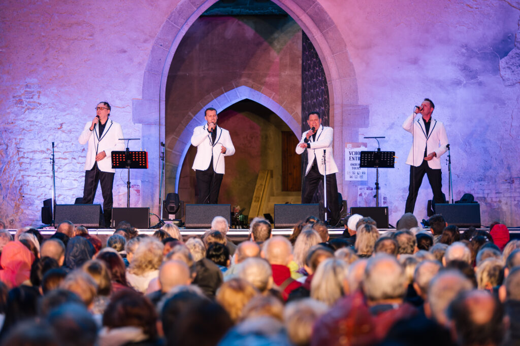 4 Tenoři - Karlštejn